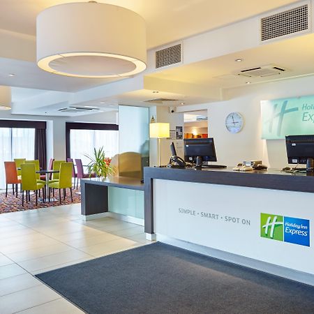 Holiday Inn Express Birmingham South A45, An Ihg Hotel Εξωτερικό φωτογραφία