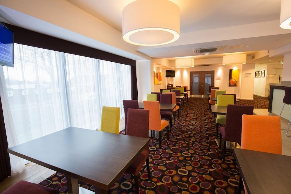 Holiday Inn Express Birmingham South A45, An Ihg Hotel Εξωτερικό φωτογραφία