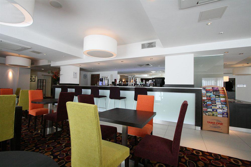 Holiday Inn Express Birmingham South A45, An Ihg Hotel Εστιατόριο φωτογραφία